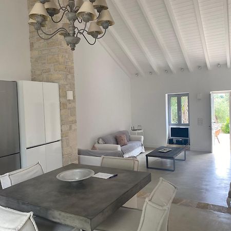Liz E Mao Villa Vlachopoulatika Ngoại thất bức ảnh